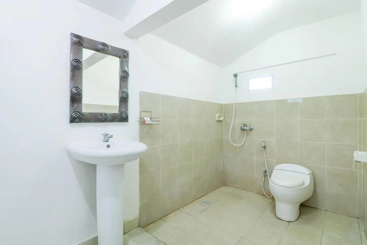 **  Capital O 1666 Grand Pudjawan Hotel Near Kuta Beach Indonesia