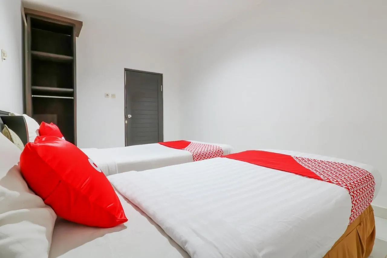 Capital O 1666 Grand Pudjawan Hotel Near Kuta Beach
